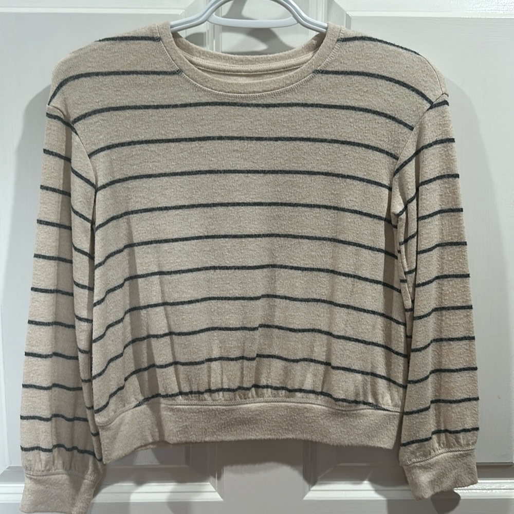 Girls sweater